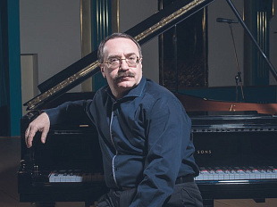 the "Sochi Dialogue" Forum will organize a concert featuring the great jazz pianist Daniil Kramer 